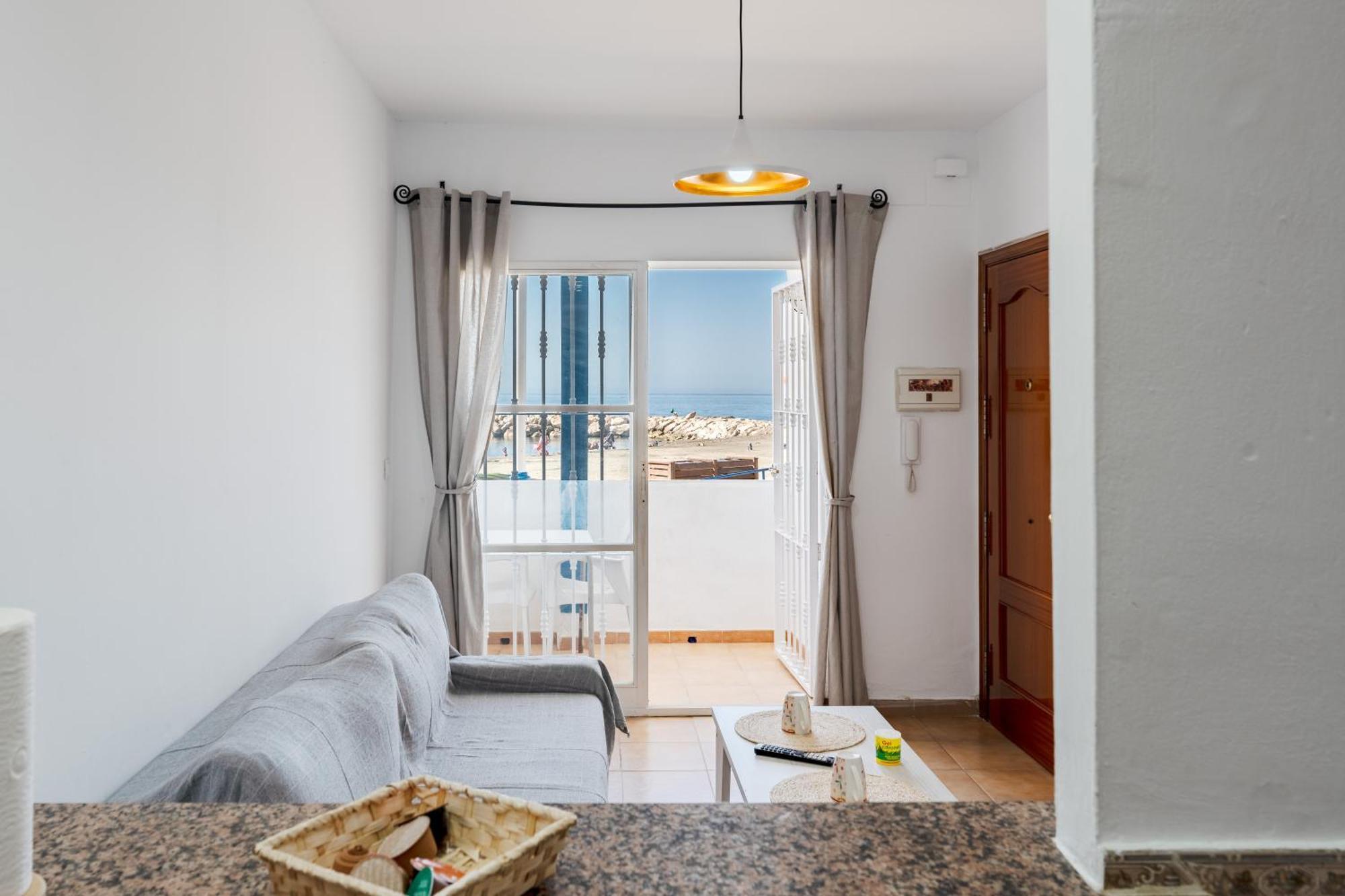 A La Orilla Del Mar, Pedregalejo Apartment รินกอนเดลาวิกตอเรีย ภายนอก รูปภาพ