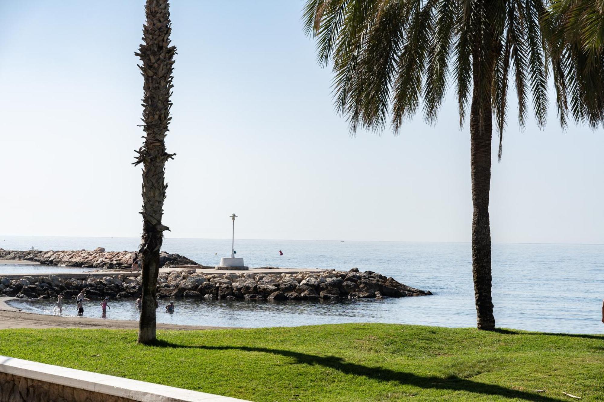 A La Orilla Del Mar, Pedregalejo Apartment รินกอนเดลาวิกตอเรีย ภายนอก รูปภาพ