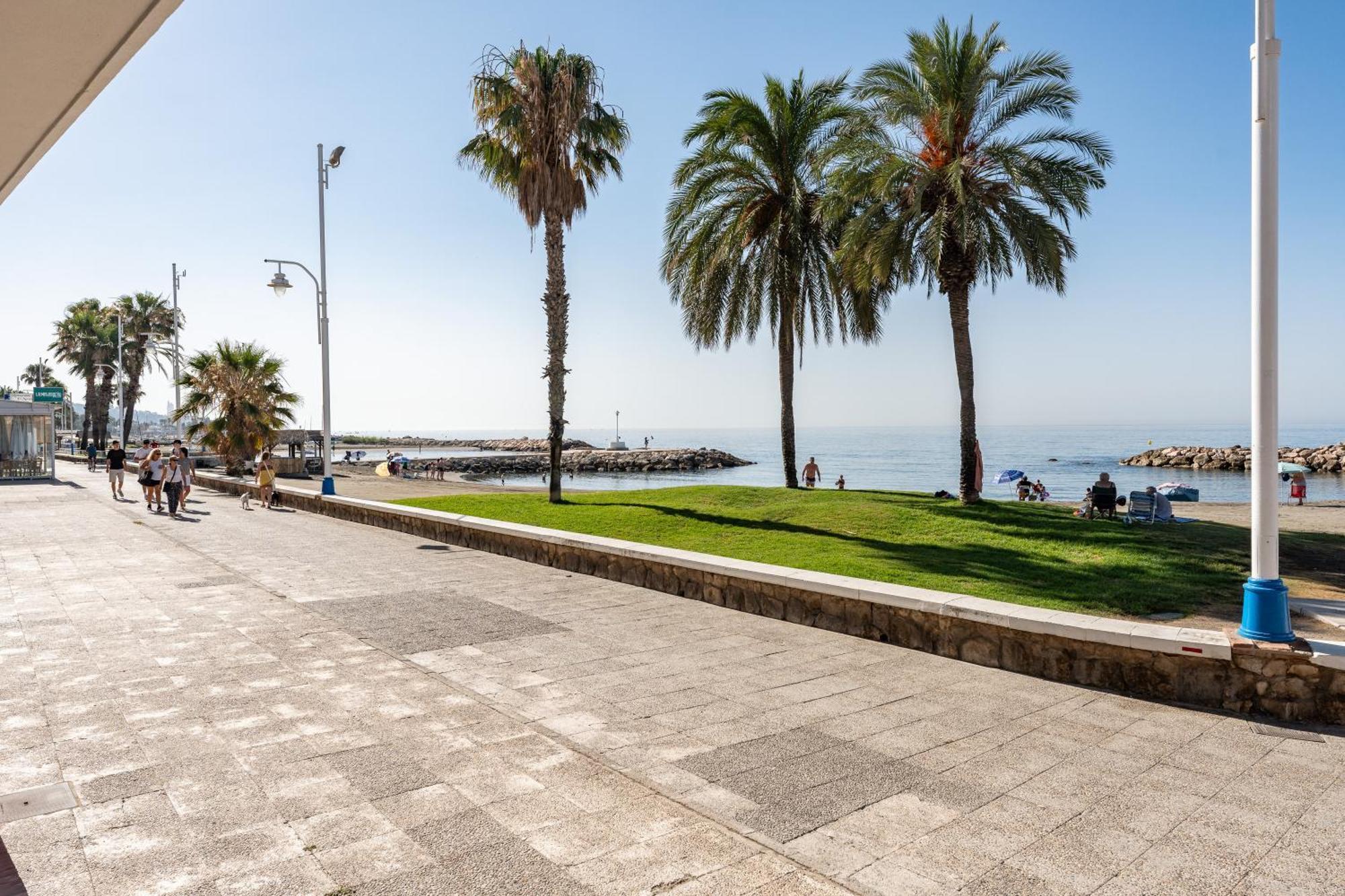 A La Orilla Del Mar, Pedregalejo Apartment รินกอนเดลาวิกตอเรีย ภายนอก รูปภาพ